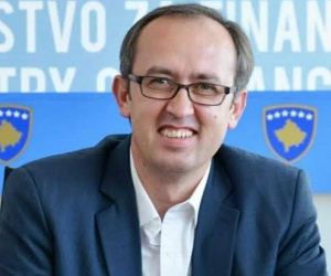 Thủ tướng Kosovo dương tính với Covid-19