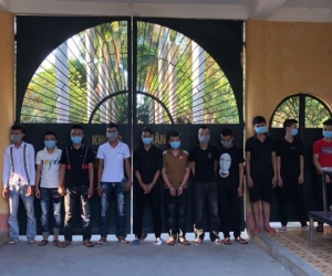Trêu gái, nhóm thanh niên bị hơn 30 trai làng truy đuổi
