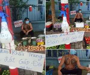 Chủ cửa hàng bán rau đăng biển 'Không đeo khẩu trang, bán đắt gấp đôi', nghe thì vô lý mà dân tình vỗ tay hưởng ứng rần rần