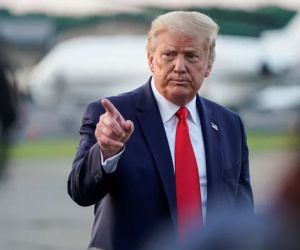 Tổng thống Trump nhận tin kém vui trước bầu cử