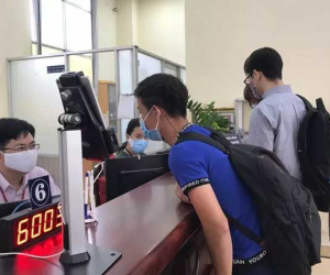 TP.HCM xin chuyển 3.742 viên chức sang công chức