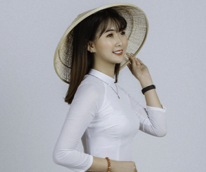 Nữ sinh 'con nhà người ta' khoe giấy khen học sinh giỏi nhưng cư dân mạng 'lác mắt' vì một chi tiết duy nhất