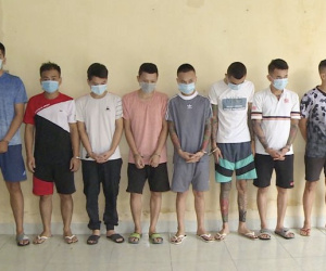 Hơn 20 thanh niên nổ súng hỗn chiến