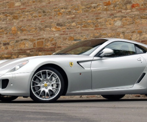 Bán đấu giá Ferrari 599 GTB Fiorano vô chủ, khởi điểm từ 1,3 tỷ đồng