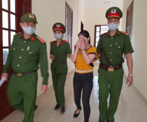 'Hotgirl ma túy' khóc nức nở khi biết con bị đuối nước do thiếu sự chăm sóc của mẹ