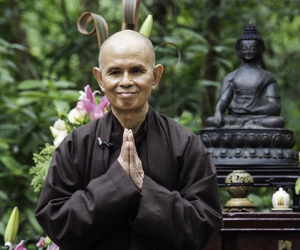 Mùa Vu lan, làm gì để báo hiếu cha mẹ đã qua đời?