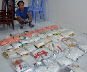 Bắt tài xế vận chuyển hơn 45 kg ma túy vào Việt Nam