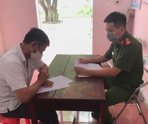 Đang cách ly 14 ngày tại nhà, vẫn tụ tập uống rượu cùng 2 người cũng đi từ vùng dịch trở về