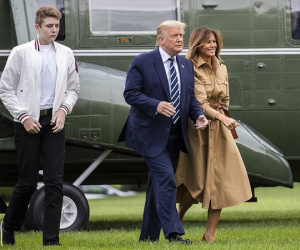 'Hoàng tử Nhà Trắng' Barron Trump lộ diện trước công chúng sau một thời gian dài vắng mặt