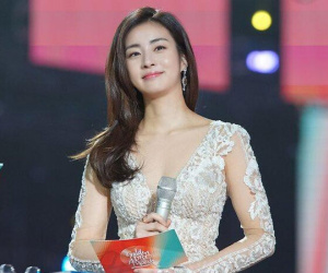 Vừa thông báo kết hôn đã dính nghi vấn 'chạy bầu', công ty quản lý của Kang Sora lập tức lên tiếng