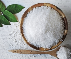 Vì sao nhà giàu đặt muối ở góc nhà?