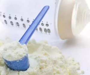 Hồng Kông phát hiện 9 loại sữa bột trẻ em có chứa chất gây ung thư