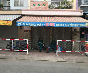 TPHCM: Phong toả 17 căn nhà vì có ca tái dương tính với SARS-CoV-2