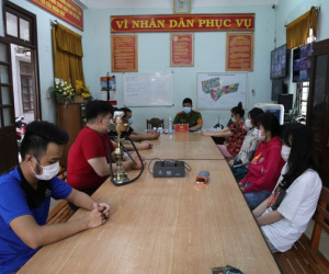 4 'hotgirl' cùng nhóm bạn trai phê ma túy, mở nhạc inh ỏi suốt đêm trong phòng trọ giữa dịch Covid-19