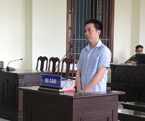 Cựu công an lừa chạy việc vào cảnh sát cơ động