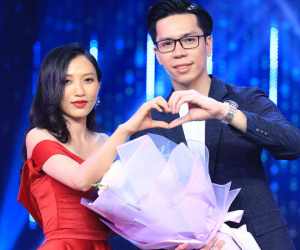 Chân dung nam chính 'Người ấy là ai' tập cuối: Là MC truyền hình Quốc hội, sở hữu giọng nói đầy ấm áp đốn tim khán giả