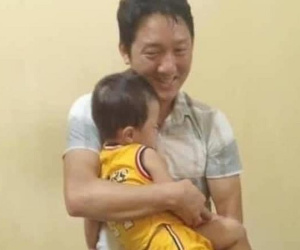 Cháu bé 2 tuổi ở Bắc Ninh gặp lại gia đình sau hơn 1 ngày mất tích, khoảnh khắc nằm trọn trong vòng tay bố gây xúc động