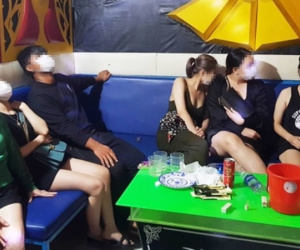 Quảng Nam: 10 người dương tính với ma túy trong quán karaoke bất chấp lệnh cấm