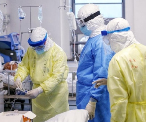 Hàng trăm người Trung Quốc nhập viện vì nước nhiễm khuẩn