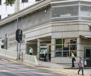 Nhân viên lãnh sự quán Mỹ ở Hong Kong bị tấn công