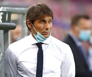 HLV Antonio Conte dính lừa đa cấp, có nguy cơ mất trắng 30 triệu euro