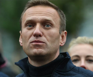 Cảnh sát Nga bắt đầu xem xét vụ Navalny