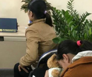 Công an Hà Nội truy tìm gã đàn ông chặn xe 2 bé gái trên đường vắng, đưa vào vườn chuối hiếp dâm