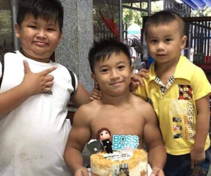 Cuộc sống của cậu bé 10 tuổi mắc hội chứng 'superman' hiếm gặp tại Việt Nam