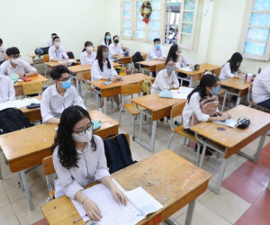 Các khoản phí phụ huynh không phải đóng góp trong năm học mới