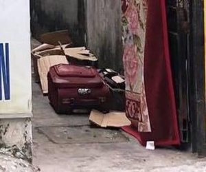 Phát hiện thi thể bé trai trong chiếc vali bí ẩn bốc mùi