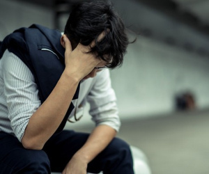 Bị vô sinh nhưng vợ vẫn hớn hở tiệc tùng, tôi chỉ biết thở dài cho tới khi phát hiện vết tiêm trên người cô ấy thì choáng váng và phẫn nộ vô cùng