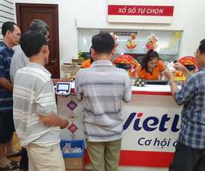 Vietlott tạm ngừng bán vé số: Quyền lợi khách hàng sẽ ra sao?
