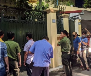 Video: Cận cảnh khám nhà riêng Chủ tịch TP Hà Nội Nguyễn Đức Chung