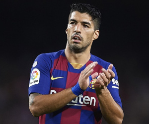 Barca phải móc túi 14 triệu Euro để 'tống khứ' Suarez khỏi Nou Camp