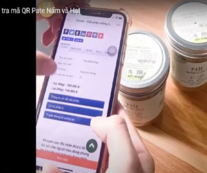 Pate Minh Chay được một số người mua để biếu tặng, cúng dường