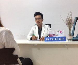 Cô gái 18 tuổi đến cầu cứu bác sĩ vì mất trí nhớ, rối loạn cảm xúc sau 5 năm bị hàng xóm 'quấy rối'