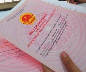 Cán bộ lấy 22 sổ đỏ đem cho mượn: Đình chỉ công tác 'sếp' văn phòng Đăng ký đất đai