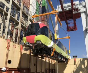 Cận cảnh đoàn tàu đầu tiên tuyến metro Nhổn - Ga Hà Nội trên hành trình về Việt Nam