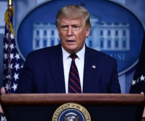 Tổng thống Trump ra lệnh ngừng đào tạo chống phân biệt chủng tộc