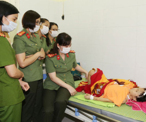 Vụ bé gái 6 tuổi bị bố đẻ bạo hành dã man ở Bắc Ninh: Hàng xóm sống trong nỗi sợ hãi, nhiều người bị dí dao vào cổ dọa giết nếu tiết lộ sự việc