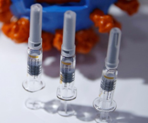 Trung Quốc lần đầu trưng bày vaccine Covid-19