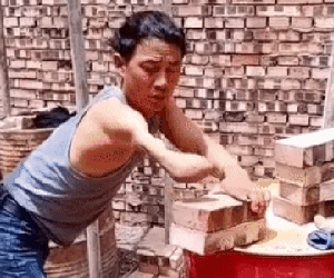 Võ sĩ TQ gây ngỡ ngàng khi bị cụt bàn tay vẫn dùng nội công chém tan những viên gạch