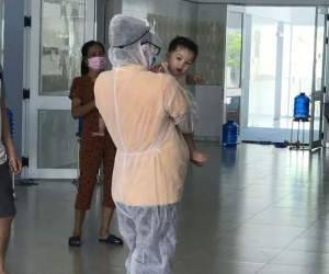 Tâm sự của bác sĩ chăm sóc 53 trẻ cách ly ở Bình Dương, bố mẹ ở Hàn Quốc
