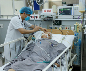 Bệnh nhân nguy kịch sau khi ăn pate Minh Chay, Bộ Y tế lần đầu tiên hướng dẫn nhận biết ngộ độc botulinum