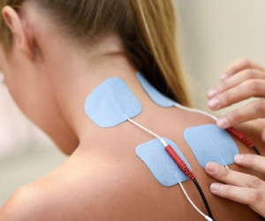 Người phụ nữ tử vong sau 10 phút dùng máy xung điện trị đau lưng