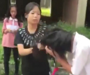 Công an vào cuộc điều tra vụ 2 học sinh nữ đánh nhau
