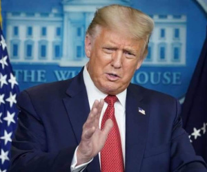 Tổng thống Donald Trump cáo buộc Lầu Năm Góc muốn chiến trận để các công ty vũ khí hưởng lợi
