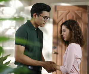 Cô vợ si tình bỗng đưa đơn ly hôn khiến chồng bật cười thách thức, song 2 tuần sau nhìn bức ảnh trên facebook cô đăng mà anh run rẩy đánh rơi cả điện thoại