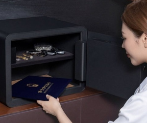 Xiaomi ra mắt két sắt thông minh: Thép chống khoan, mở khóa bằng 6 cách, giá 2.2 triệu đồng