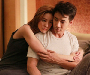 Nửa đêm chồng về nhà, vợ bật khóc thú nhận: 'Em đã ngoại tình' rồi đưa đơn ly hôn, song 10 ngày sau chính anh lại phải sụp xuống xin cô tha thứ